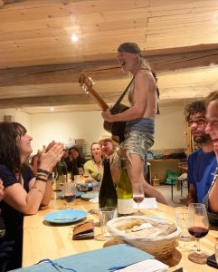 9B7E6E00-1132-4E05-97D3-F03DACB043B0