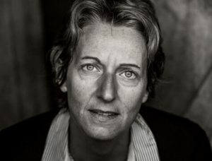 Elise-Dechannes-portrait-champagne-PWC-700