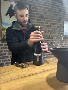 CFFA1B96-08A4-4D28-A657-4076BE641274_1_105_c